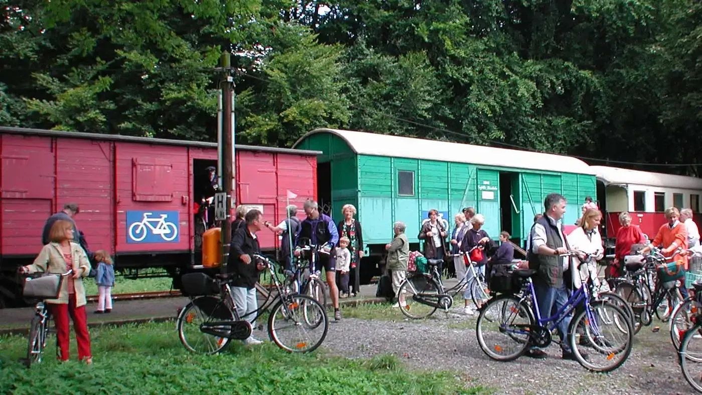 Ausflugsgruppe vor dem Schluff in Krefeld