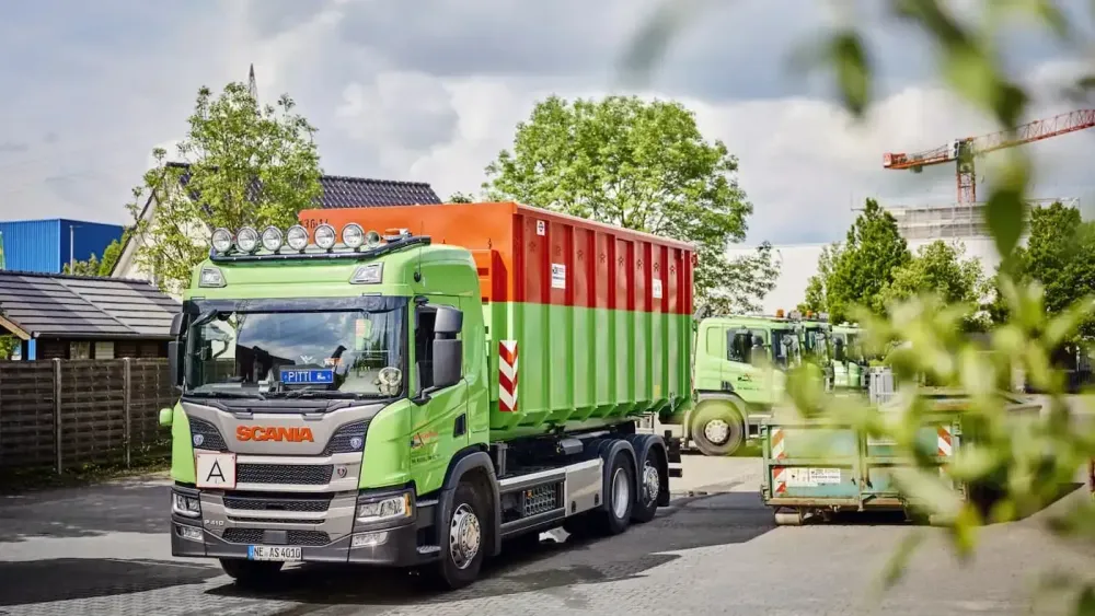 LKW von Containerdienst Schug aus Kaarst